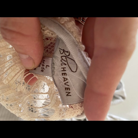 BluHaven Lace Tank - Picture 3 of 3